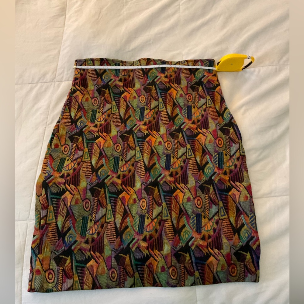 Vintage printed, high waisted skirt